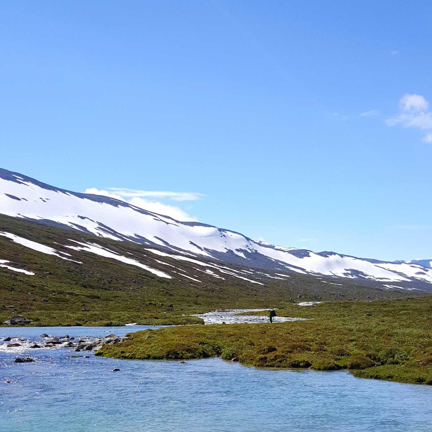 Gode muligheter for fiske i elver og en mengde av fjellvann.